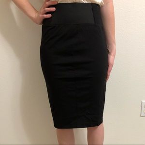 Maurice’s Black pencil skirt